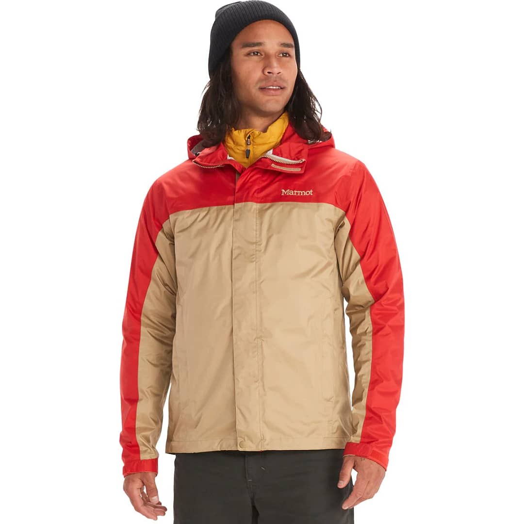 You are currently viewing BEST RAIN JACKETS: 7 Rain Jackets (2022 Buying Guide)