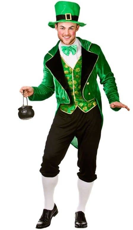 Read more about the article Step into the luck of the Irish for St Patrick’s Day with our costume picks for Men