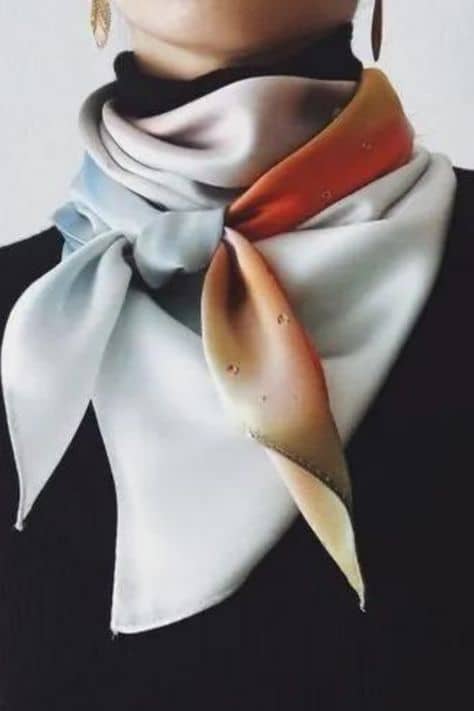 Read more about the article Decent Scarf Styles for Stylish Girls and Women. Scarf Tying Ideas to Look Gorgeous.