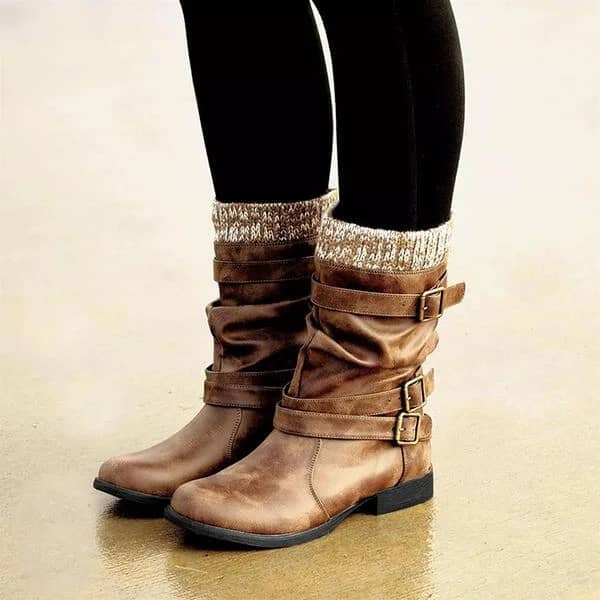 Read more about the article The ONLY Shoes & Boots you NEED in your WINTER Closet | Classic Shoe Styles for Women